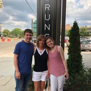 Meet your Posher, Jane